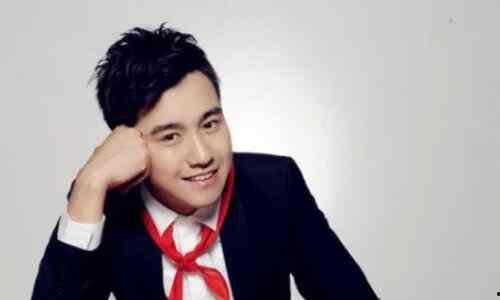 翟天临个人资料及图片,才华横溢的演员与学术界的璀璨明星