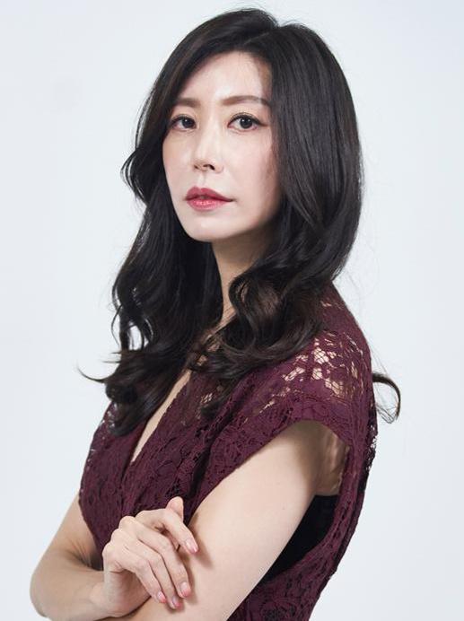 韩国伦理女演员有哪些,坚守道德底线，塑造经典形象